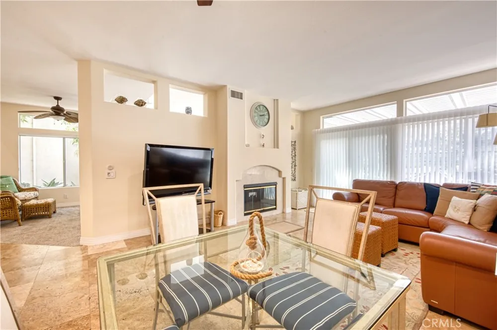 102 Stoney Pointe Laguna Niguel, CA 92677