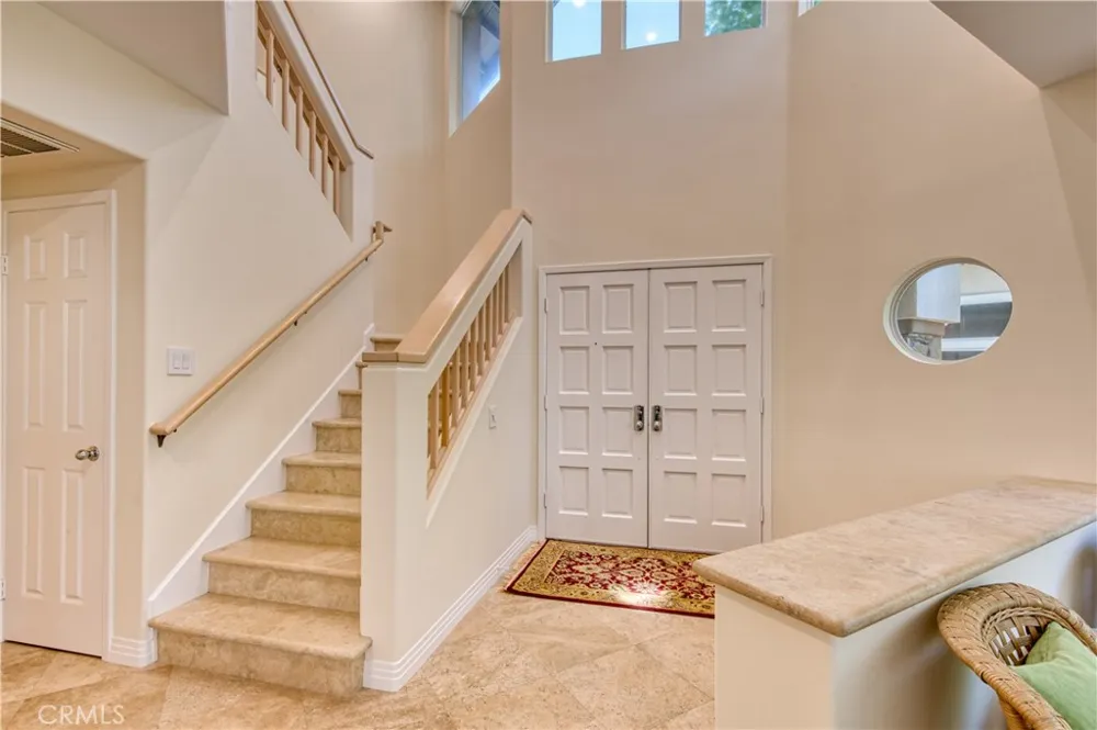 102 Stoney Pointe Laguna Niguel, CA 92677