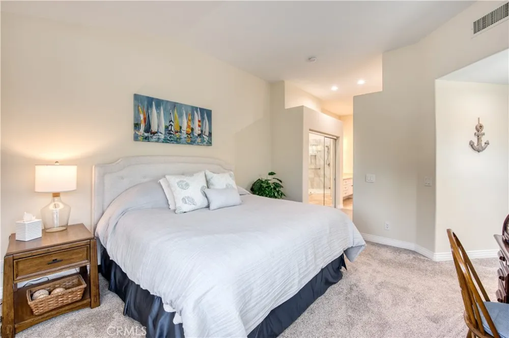 102 Stoney Pointe Laguna Niguel, CA 92677