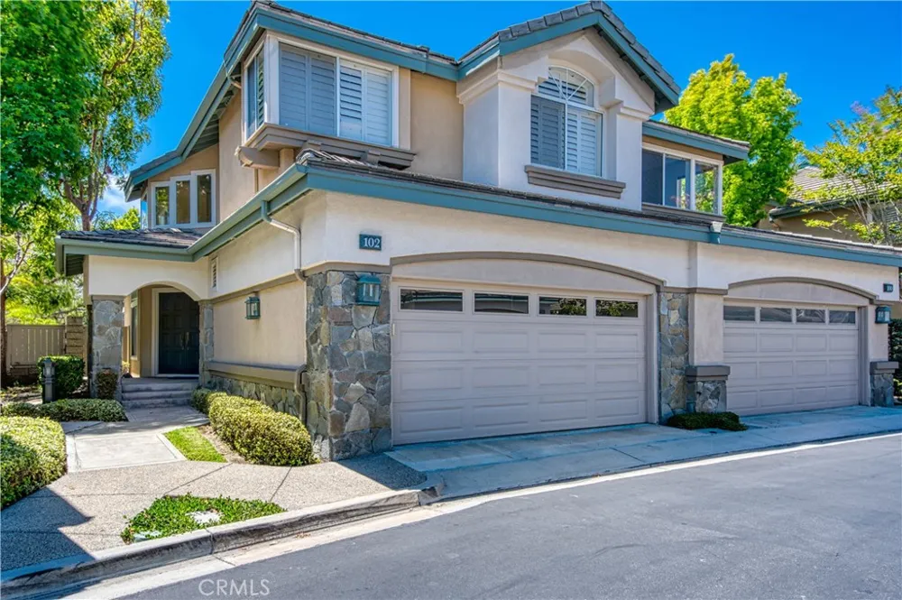 102 Stoney Pointe Laguna Niguel, CA 92677
