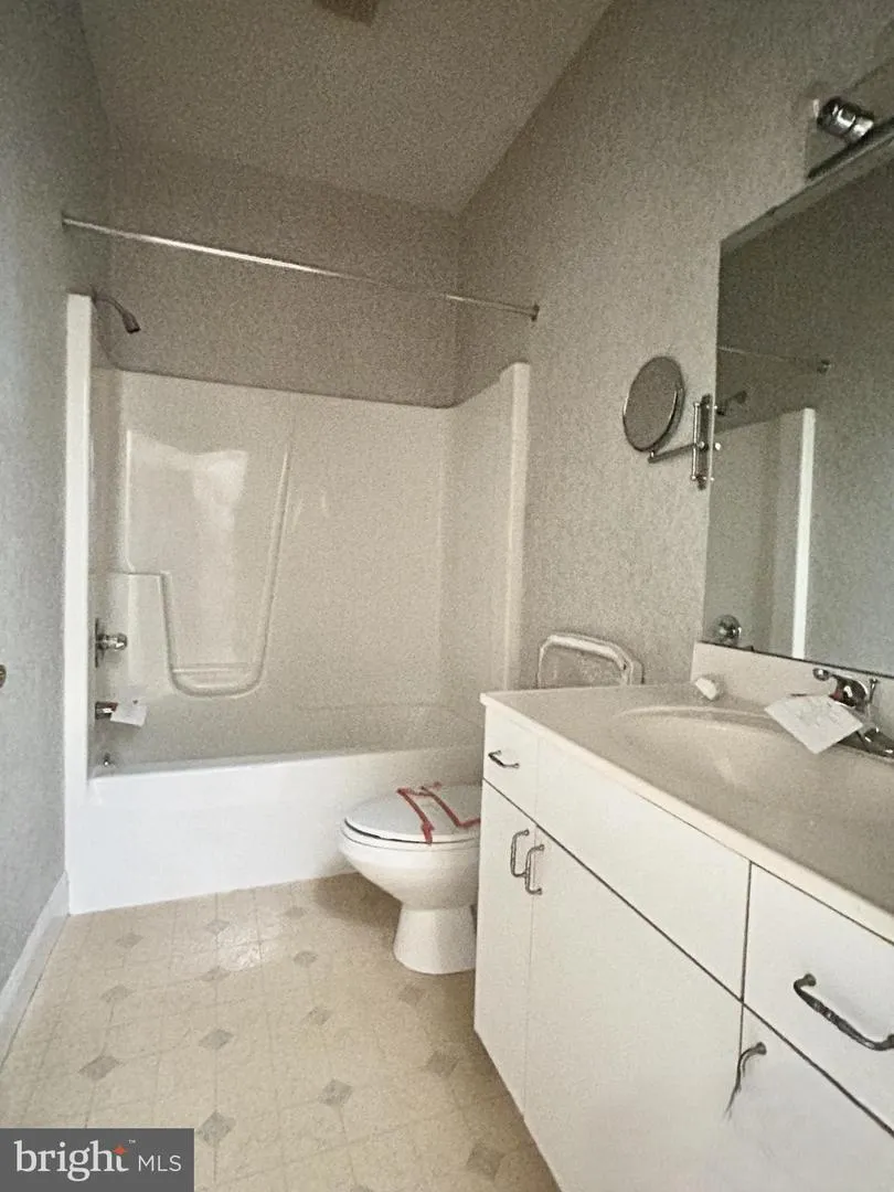 18804 DOVER DRIVE Hagerstown, MD 21742