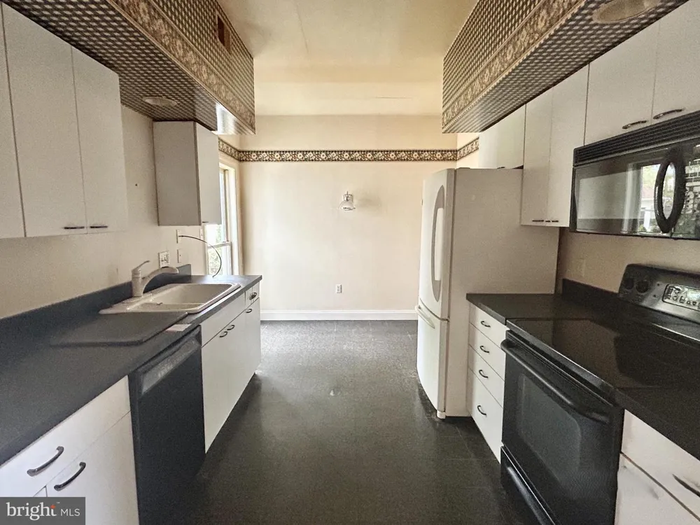 18804 DOVER DRIVE Hagerstown, MD 21742