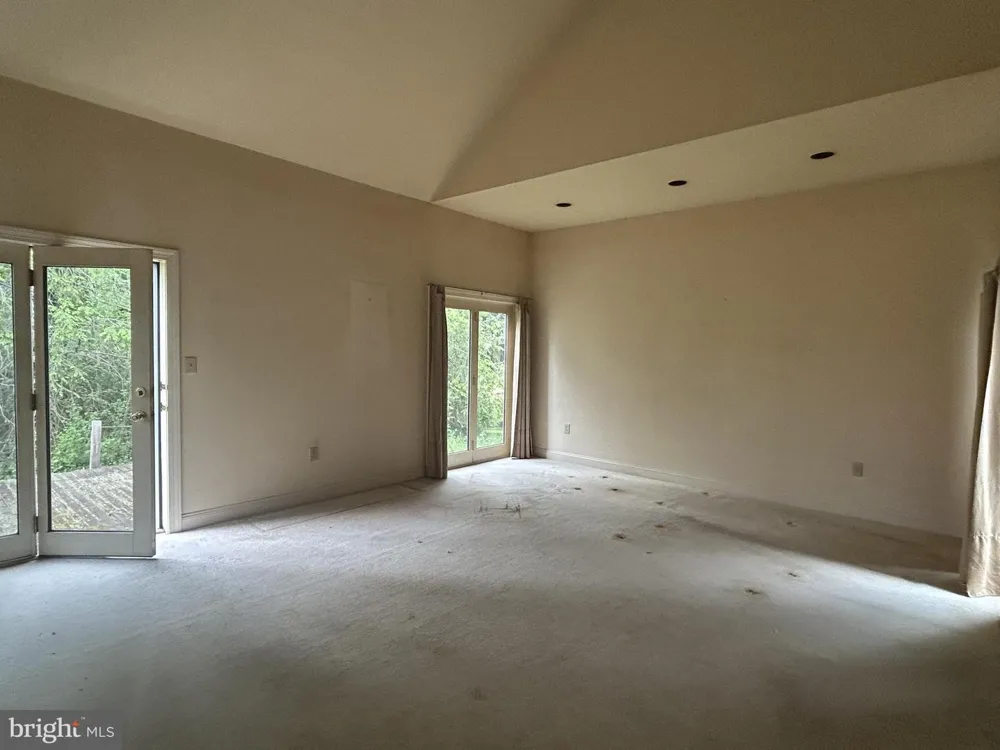 18804 DOVER DRIVE Hagerstown, MD 21742