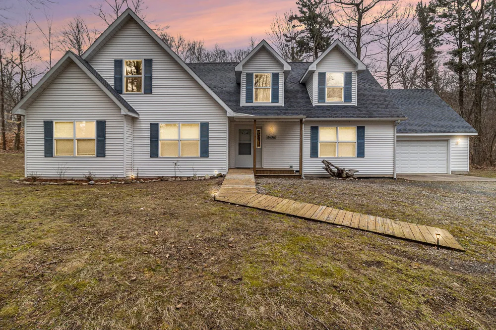 10412 W Woodrow Road Shelby, MI 49455
