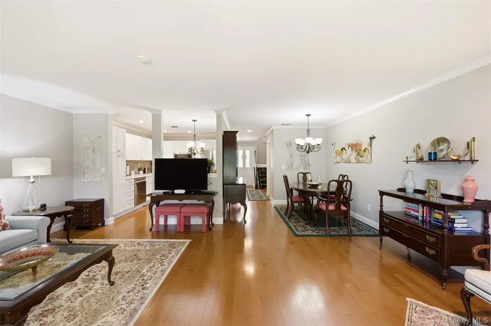 126 Erin Lane East Setauket, NY 11733