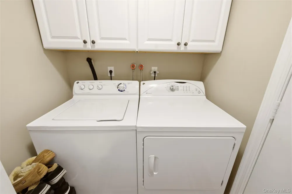126 Erin Lane East Setauket, NY 11733