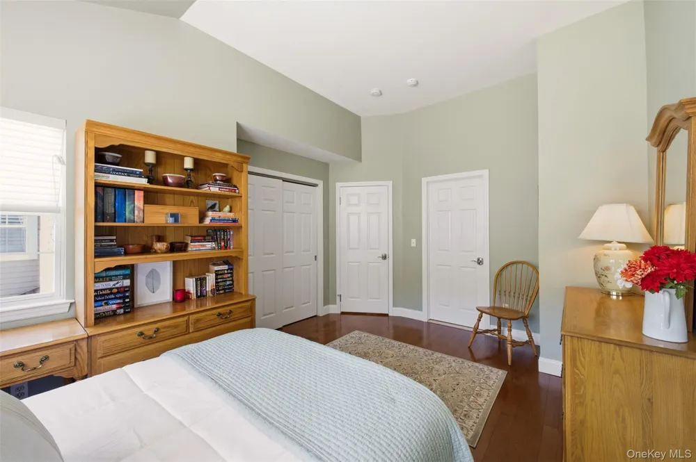 126 Erin Lane East Setauket, NY 11733