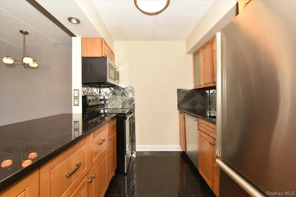 725 Miller Avenue #218 Freeport, NY 11520