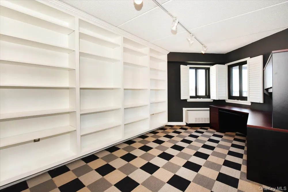 725 Miller Avenue #218 Freeport, NY 11520