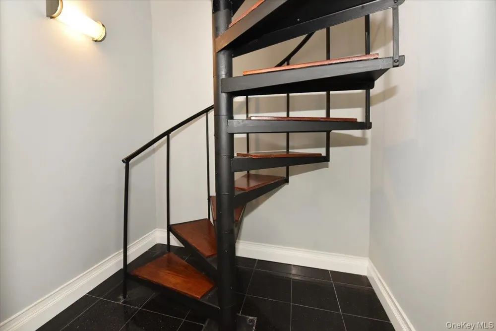 725 Miller Avenue #218 Freeport, NY 11520