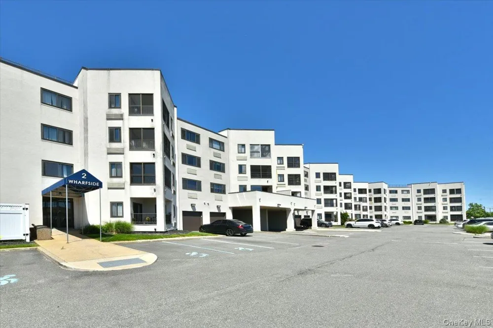 725 Miller Avenue #218 Freeport, NY 11520