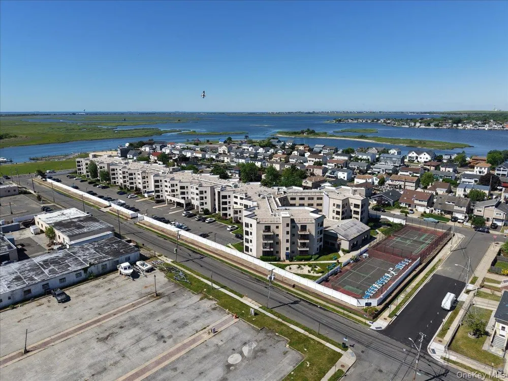 725 Miller Avenue #218 Freeport, NY 11520