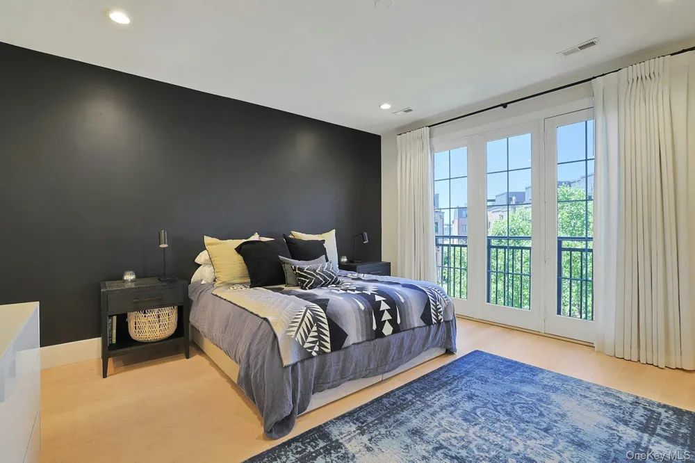340 Horseman Boulevard Sleepy Hollow, NY 10591
