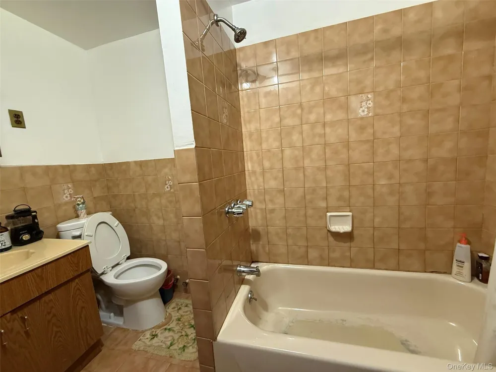 13512 118th Street South Ozone Park, NY 11420