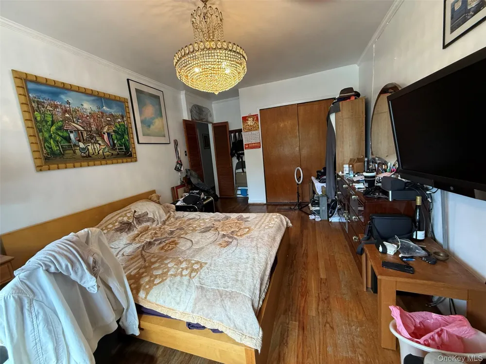 13512 118th Street South Ozone Park, NY 11420
