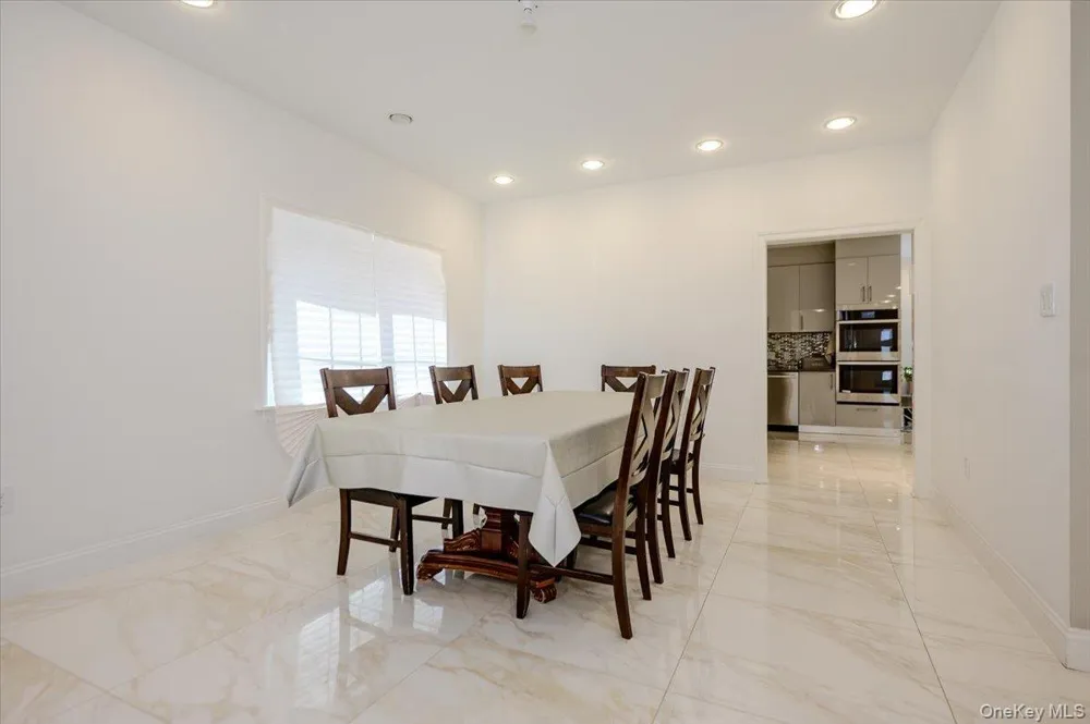 345 Washington Avenue Cedarhurst, NY 11516