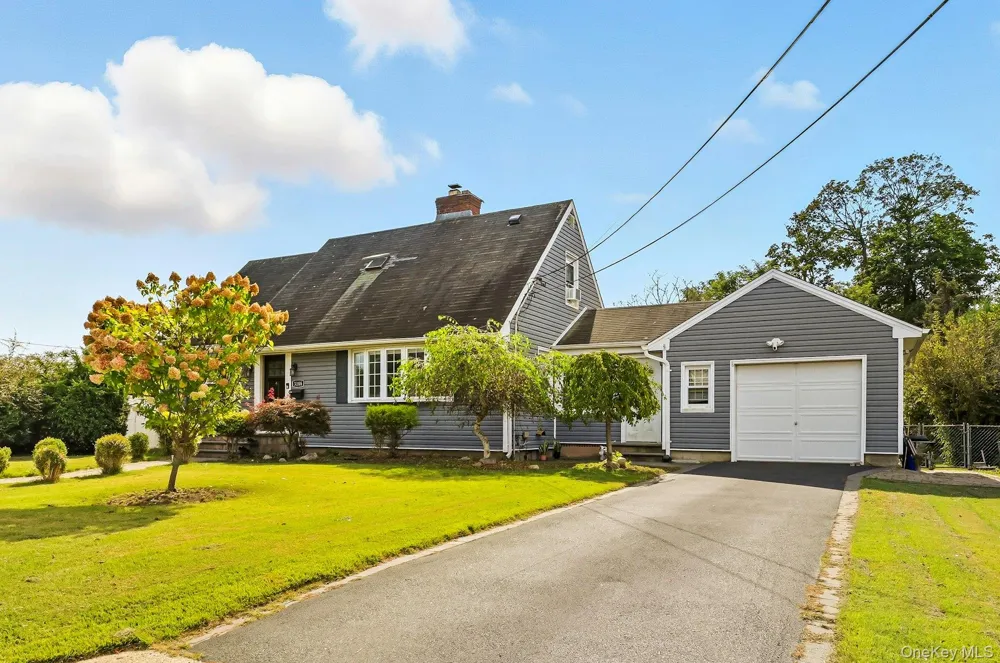3208 Linden Street Wantagh, NY 11793