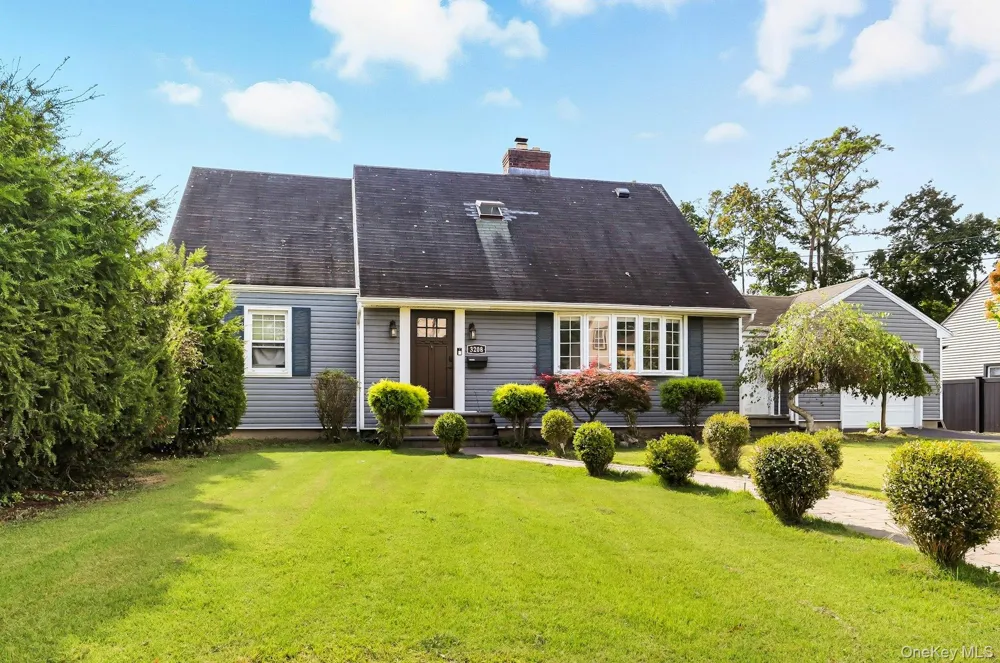 3208 Linden Street Wantagh, NY 11793