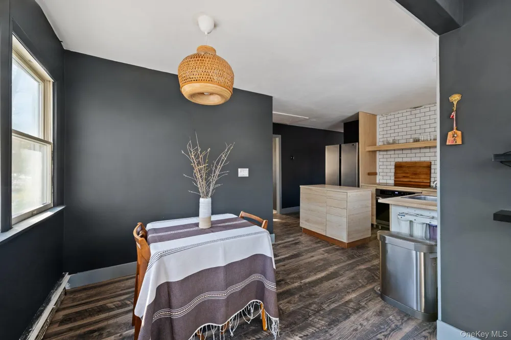 176 Maple Avenue Flanders, NY 11901