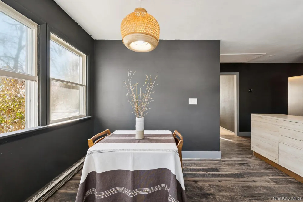 176 Maple Avenue Flanders, NY 11901