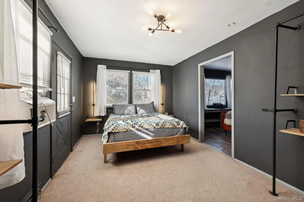 176 Maple Avenue Flanders, NY 11901