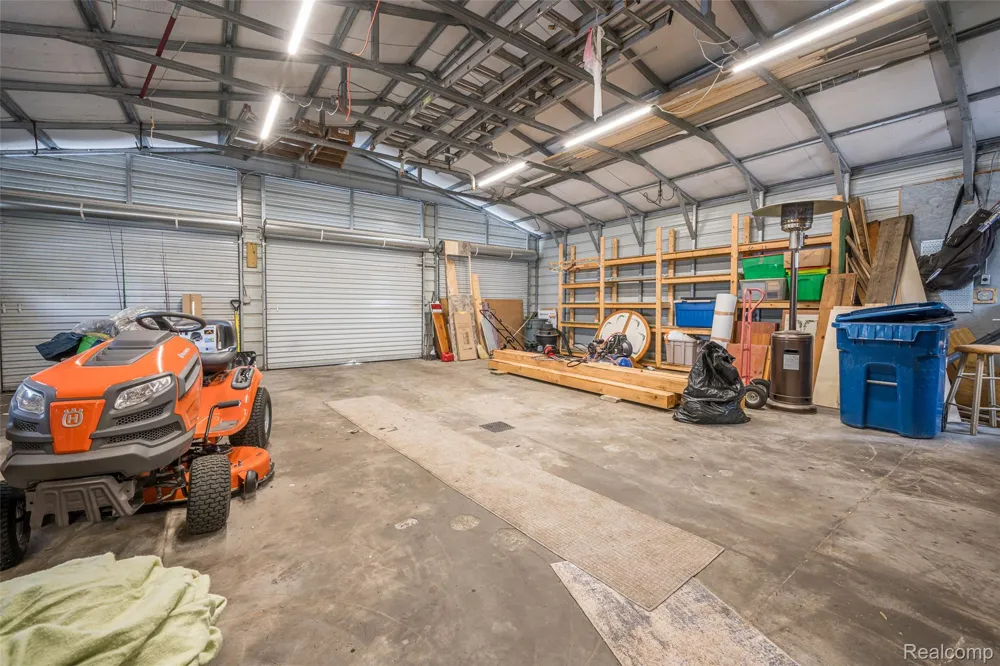 1656 S Riverside Drive Au Gres City, MI 48703
