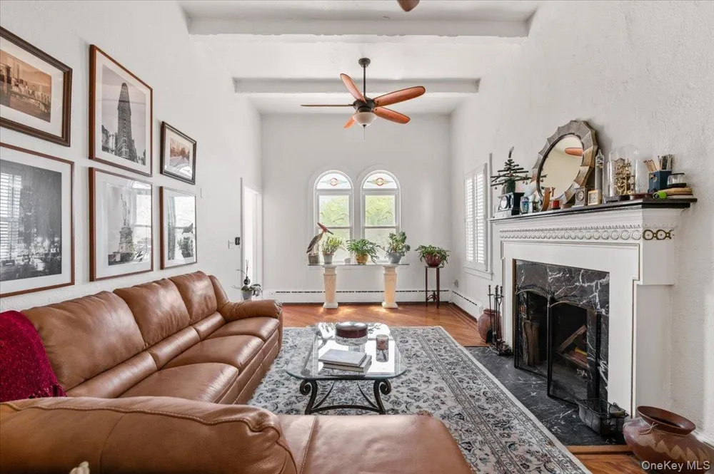 323 E Walnut Street Long Beach, NY 11561