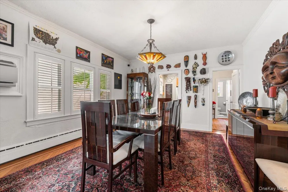 323 E Walnut Street Long Beach, NY 11561