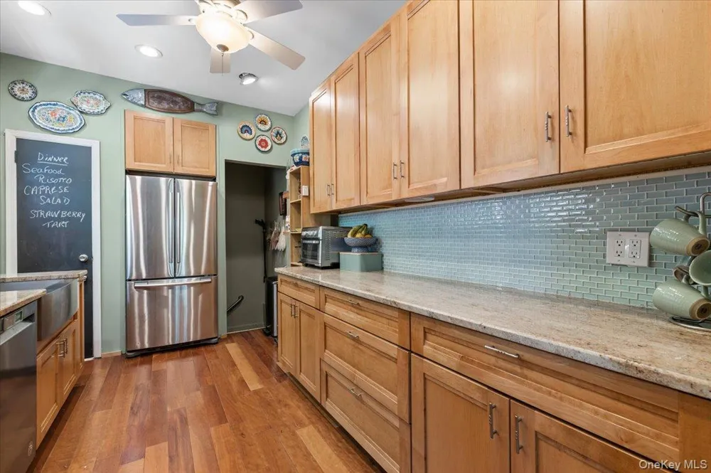 323 E Walnut Street Long Beach, NY 11561