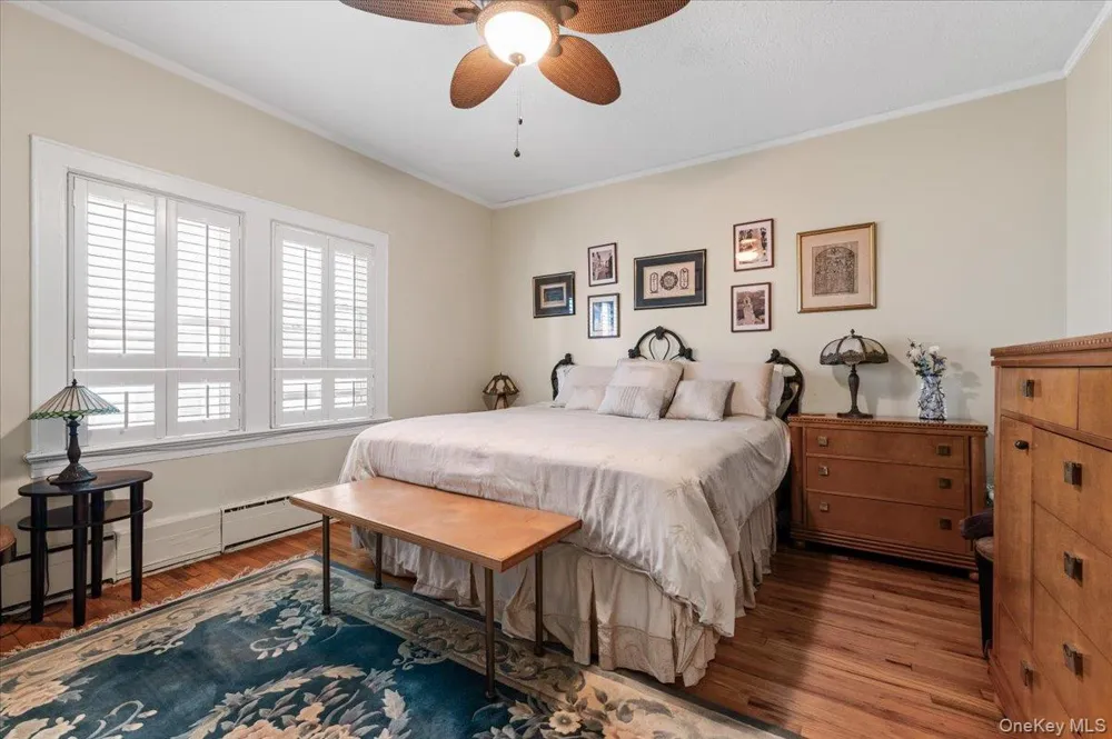 323 E Walnut Street Long Beach, NY 11561