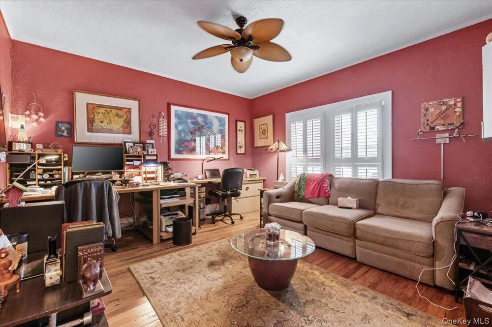323 E Walnut Street Long Beach, NY 11561