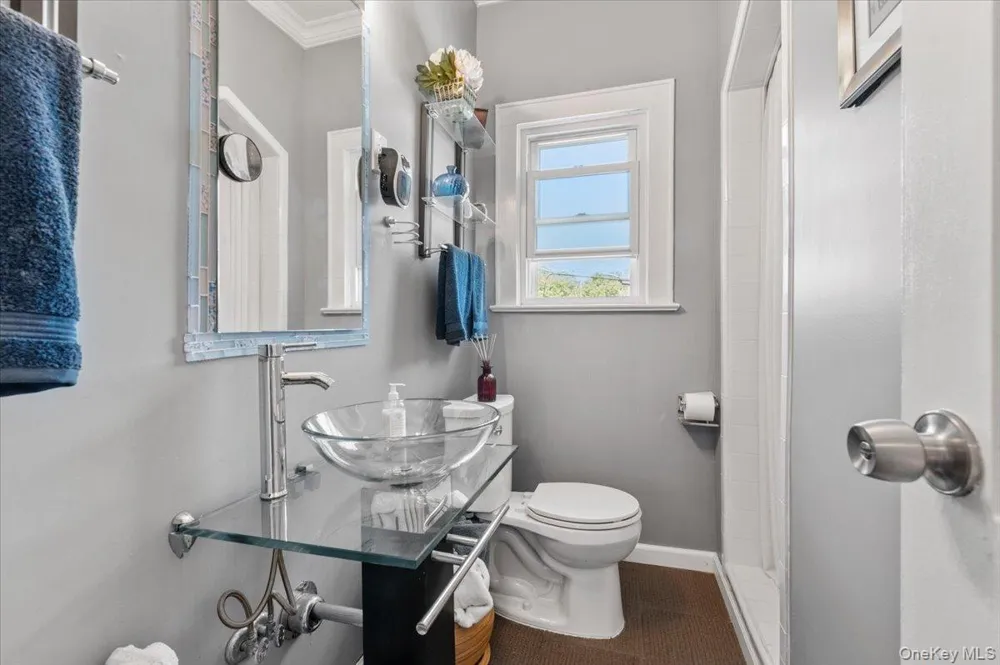 323 E Walnut Street Long Beach, NY 11561