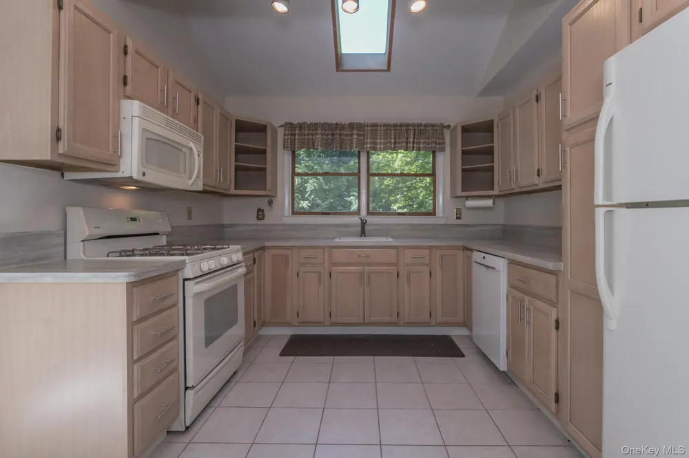 74 Highland Avenue Florida, NY 10921
