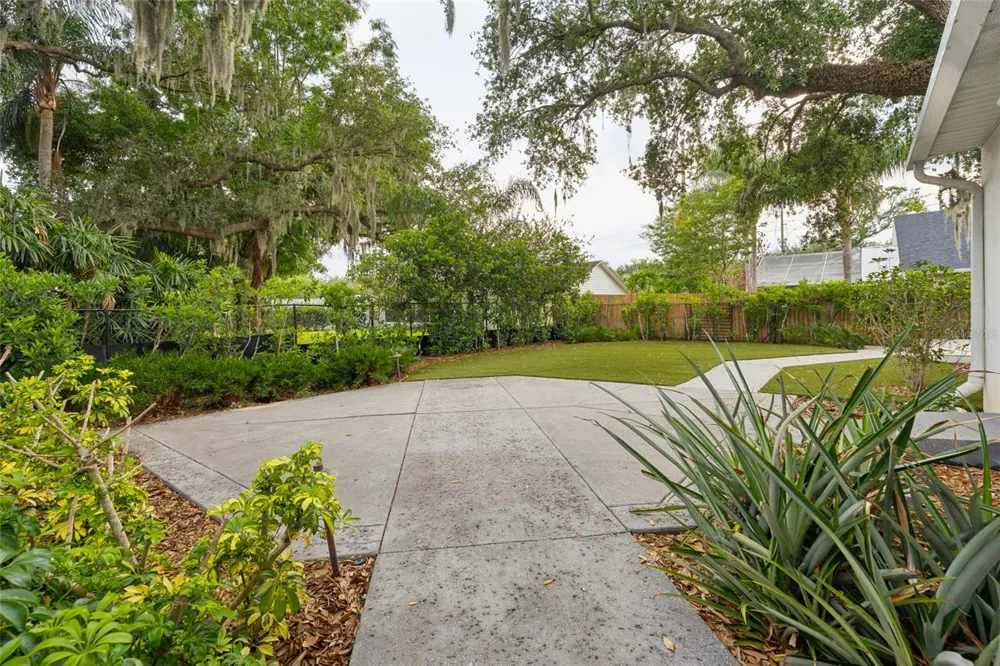 4404 SIMMONS ROAD Orlando, FL 32812