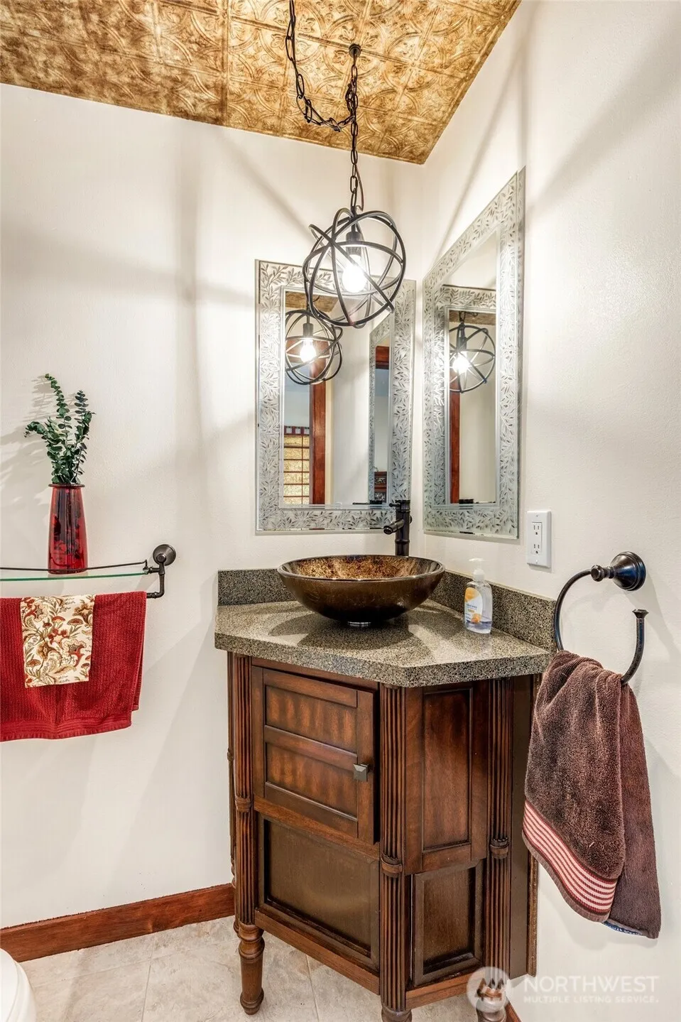 10320 Kay Way Mukilteo, WA 98275