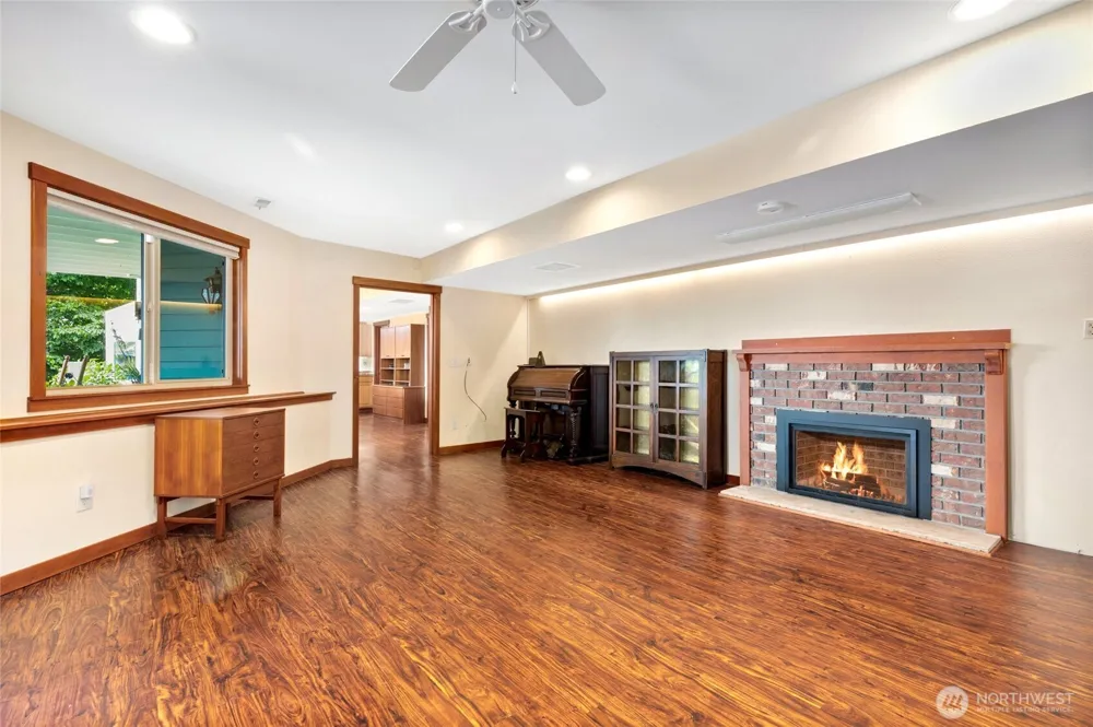 10320 Kay Way Mukilteo, WA 98275