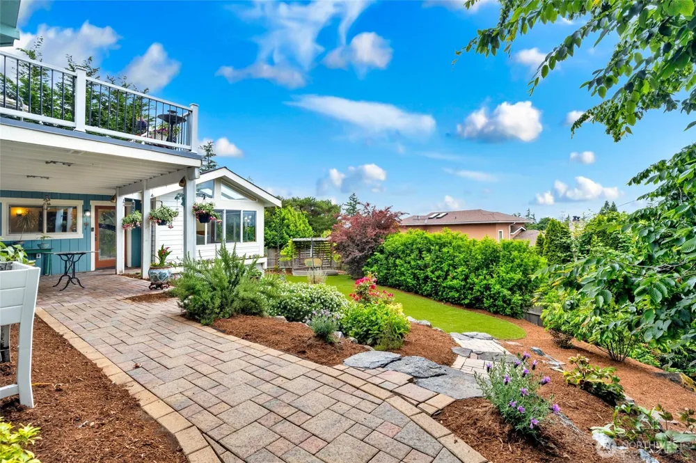 10320 Kay Way Mukilteo, WA 98275