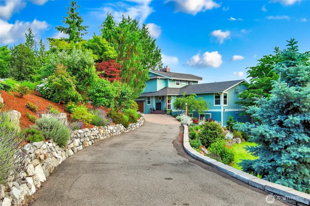 10320 Kay Way Mukilteo, WA 98275