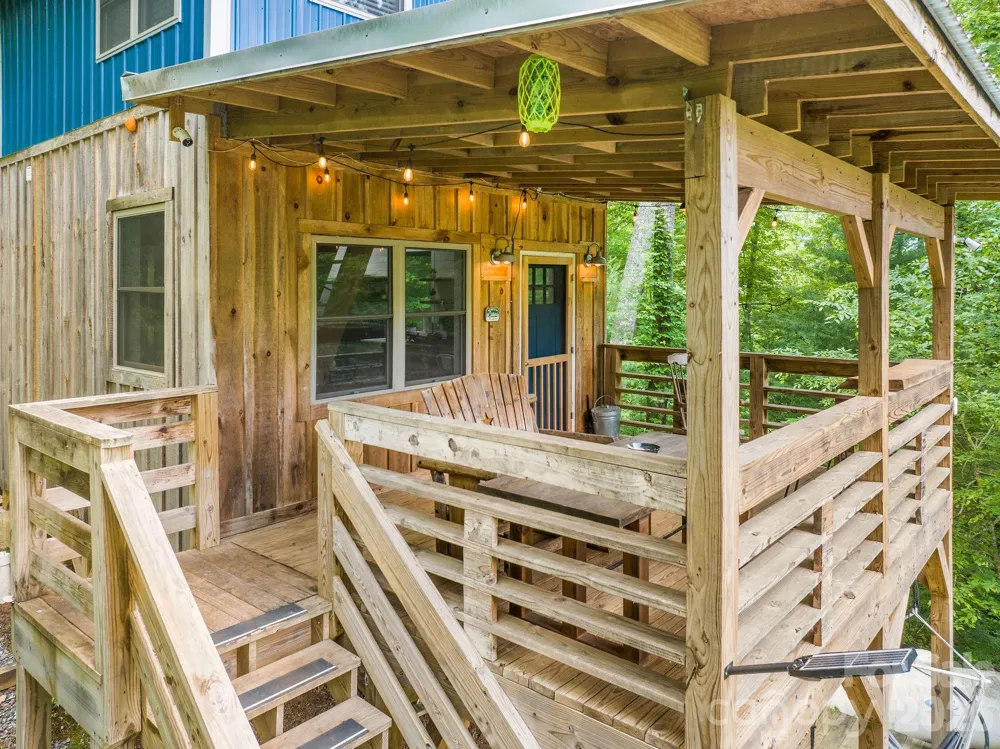 2504 Upper Paw Paw Road Marshall, NC 28753