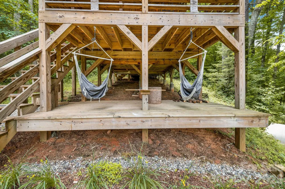 2504 Upper Paw Paw Road Marshall, NC 28753