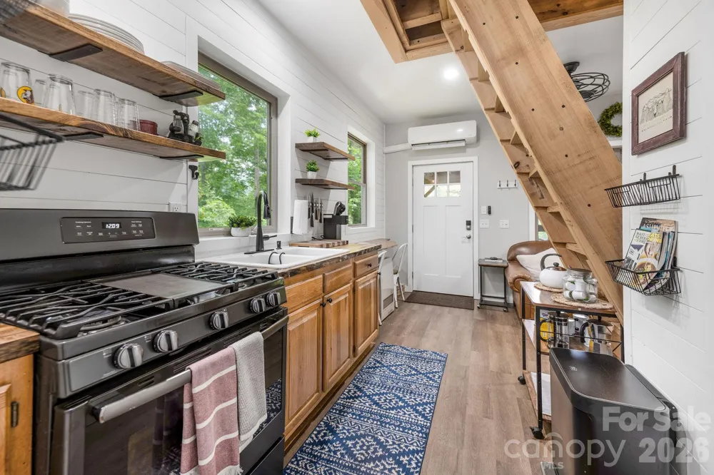 2504 Upper Paw Paw Road Marshall, NC 28753