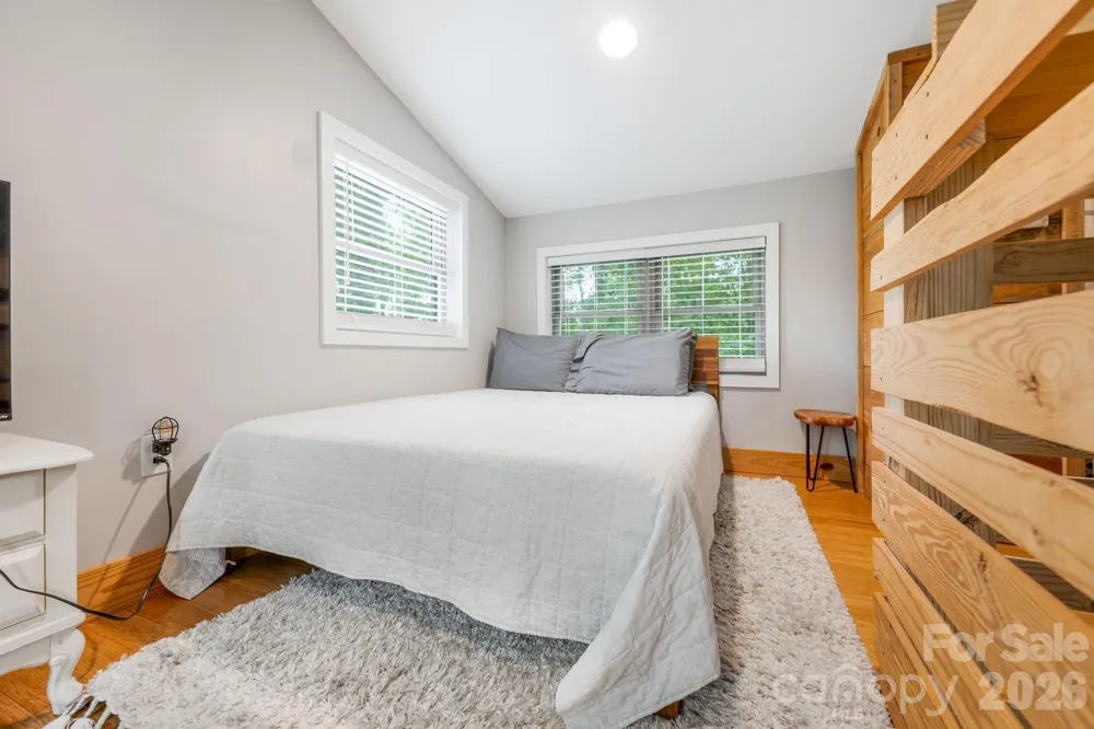 2504 Upper Paw Paw Road Marshall, NC 28753