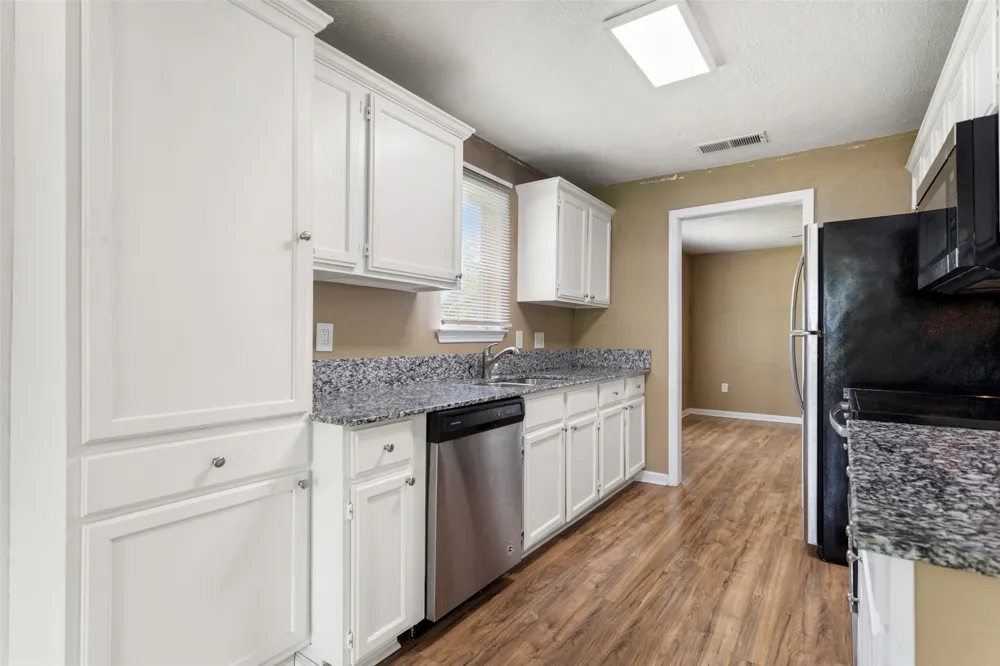 103 New Street Lone Oak, TX 75453