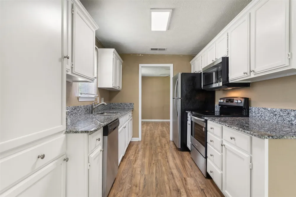 103 New Street Lone Oak, TX 75453