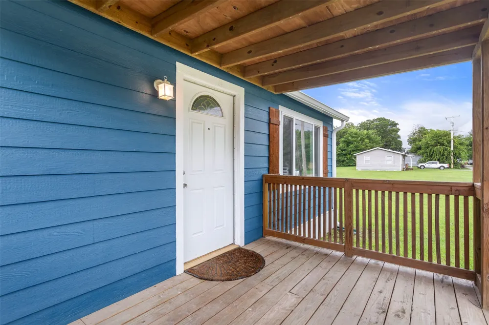 103 New Street Lone Oak, TX 75453