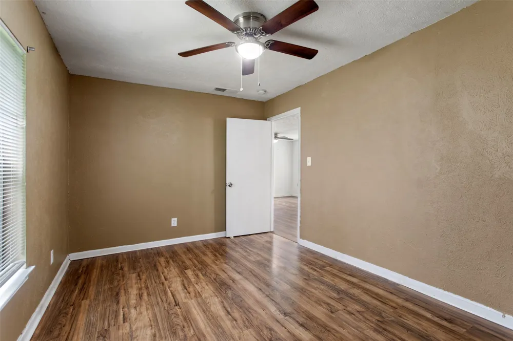 103 New Street Lone Oak, TX 75453