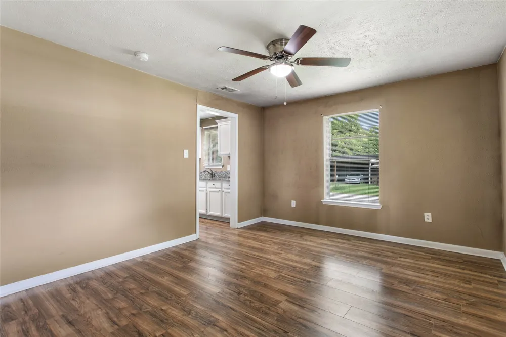 103 New Street Lone Oak, TX 75453