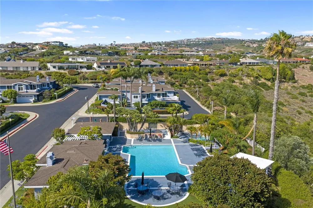 3600 5th Corona del Mar, CA 92625