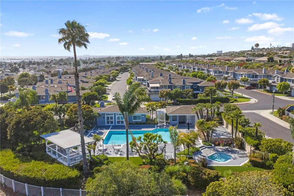 3600 5th Corona del Mar, CA 92625