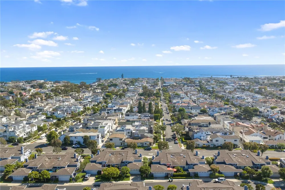 3600 5th Corona del Mar, CA 92625